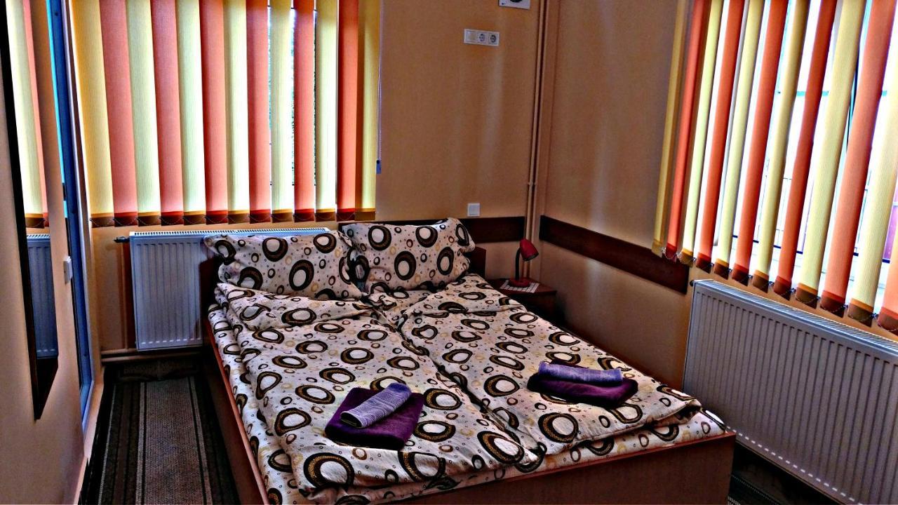 Picnic Panzio Bed & Breakfast Lunca de Sus Dış mekan fotoğraf