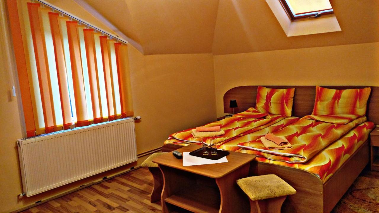 Picnic Panzio Bed & Breakfast Lunca de Sus Dış mekan fotoğraf